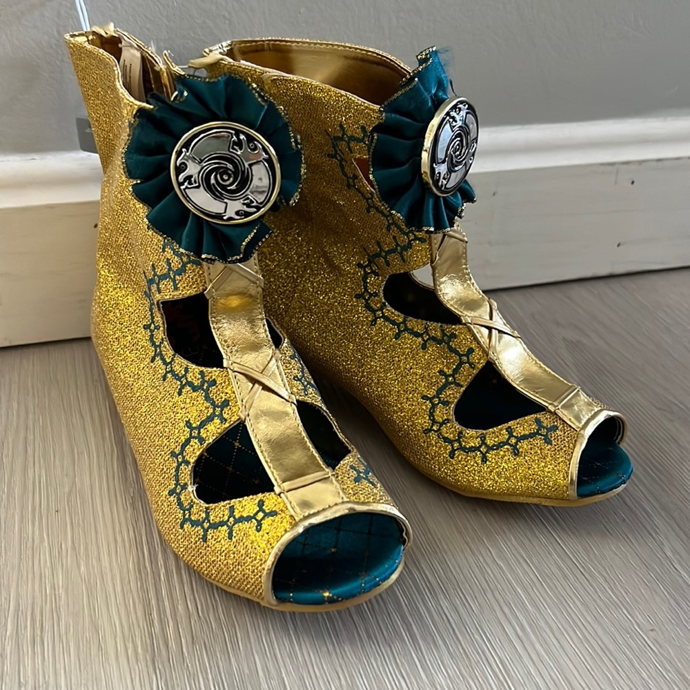NWT Disney Merida Kids Dress Up Boots